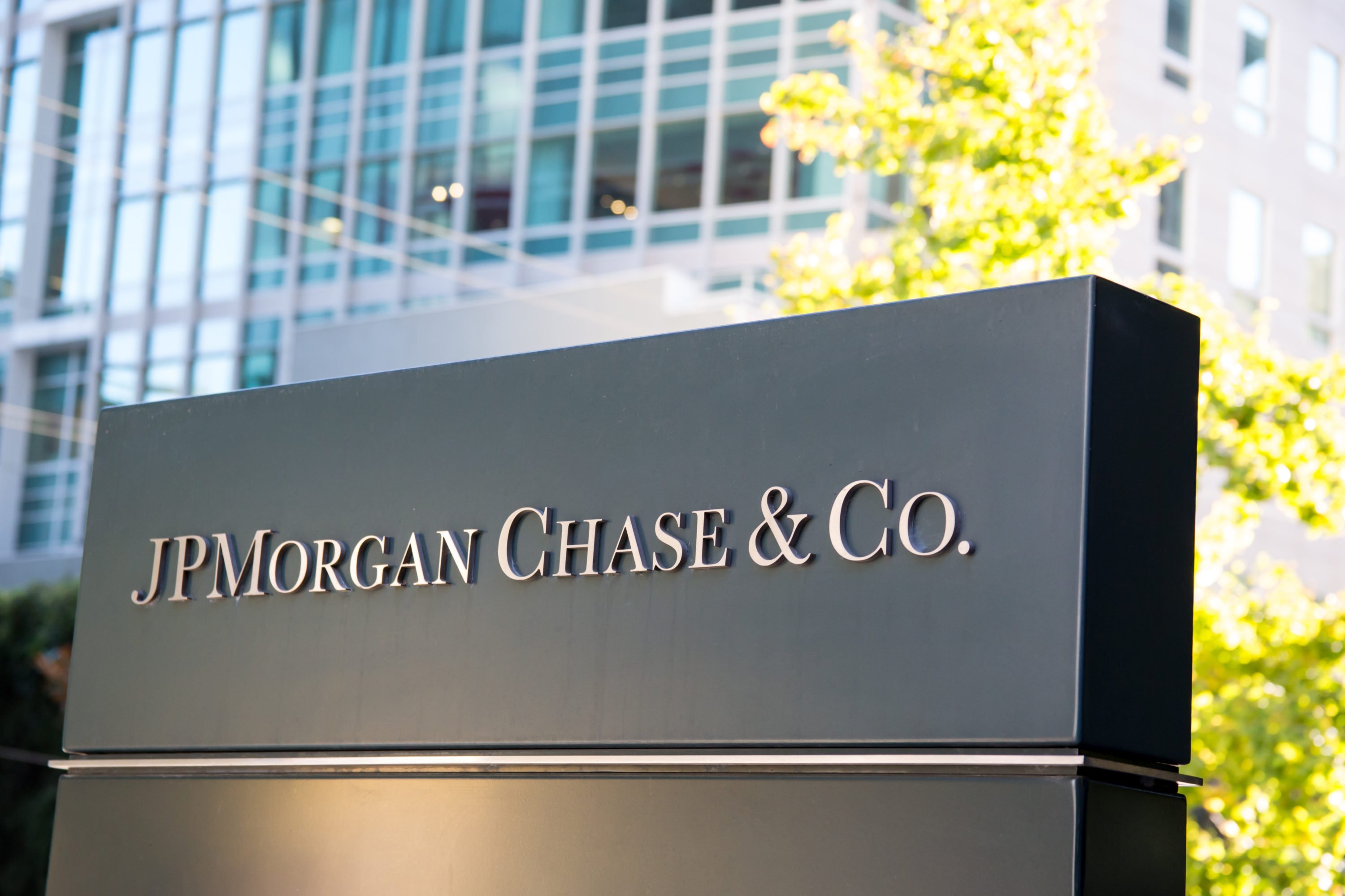JP Morgan:     Grayscale  C    -ETF