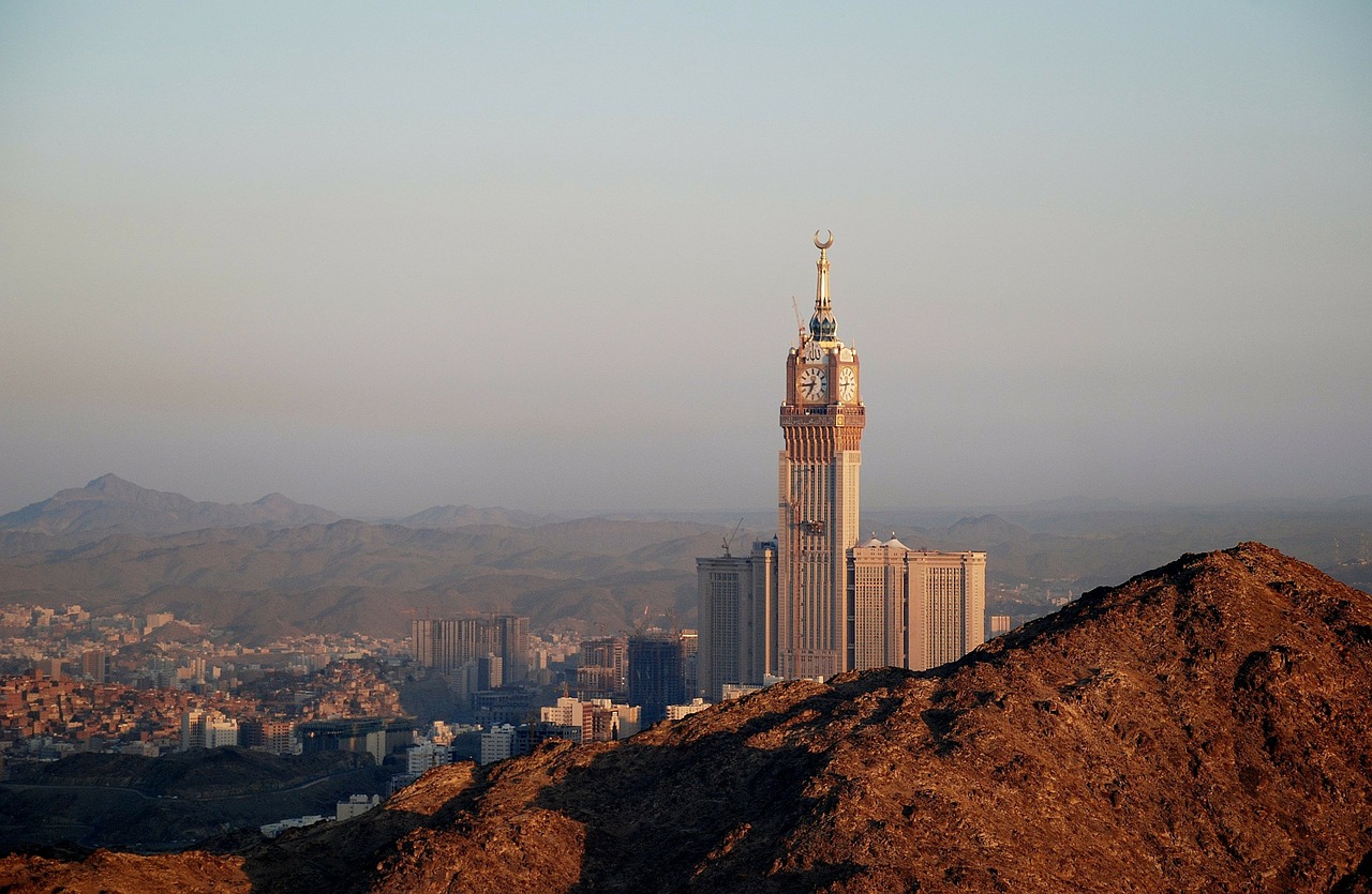 Власти Саудовской Аравии напомнили о нелегальности криптовалют