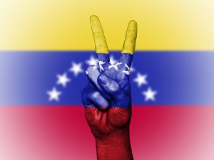 Венесуэла: Petro поддерживают международные эксперты